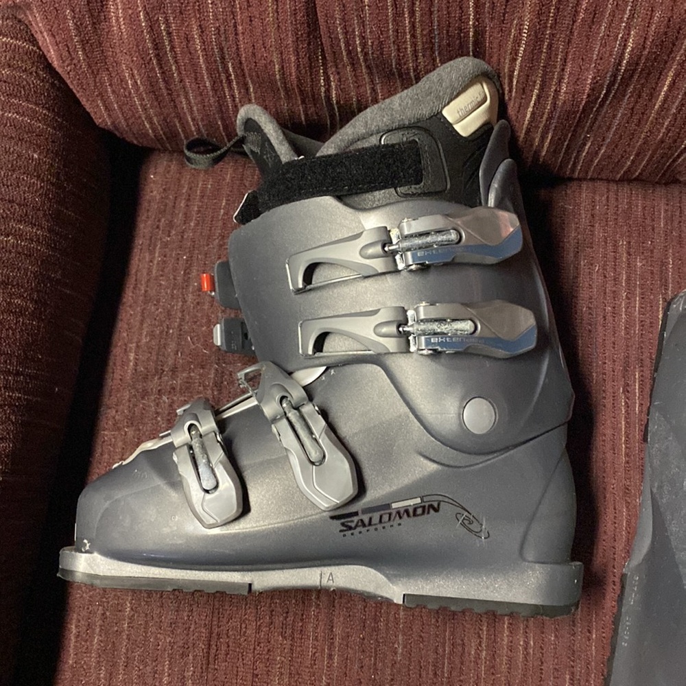 Salomon Ski Boots - Picture 8 of 13